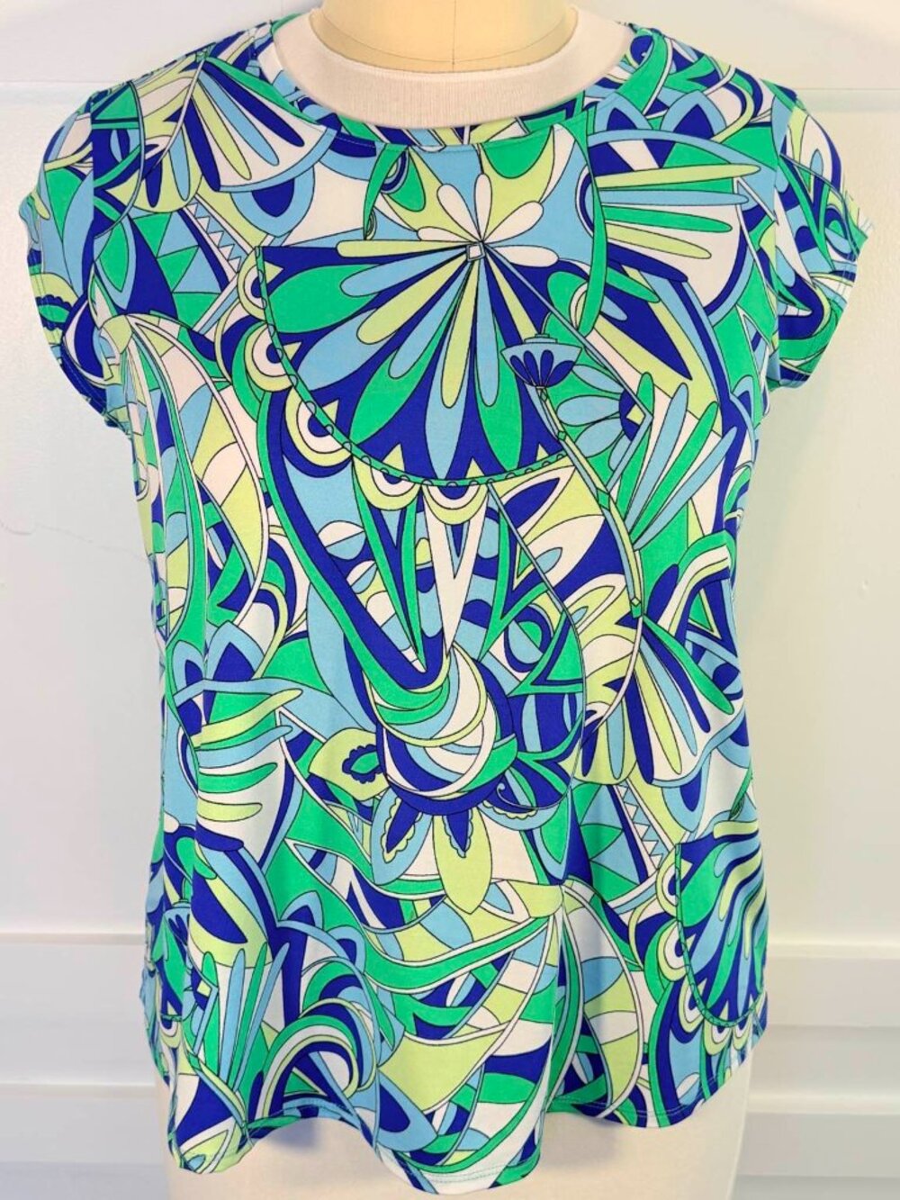 Blue Sol Floral Top Women's 1X blue green, short cap sleeve round neck